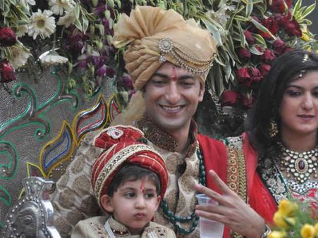 અહાનાની જાન, બગ્ગીએ આવ્યો વૈભવ