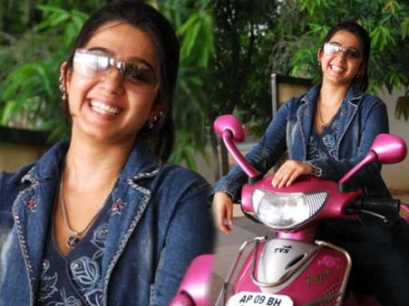 હસીનાઓની બાઇક સવારી