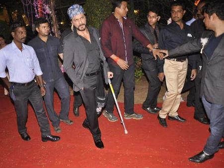 કિંગ ખાન કામ પર કિંગ ખાન કામ પર