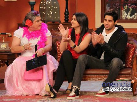 બંને સાથે રોમાંસ