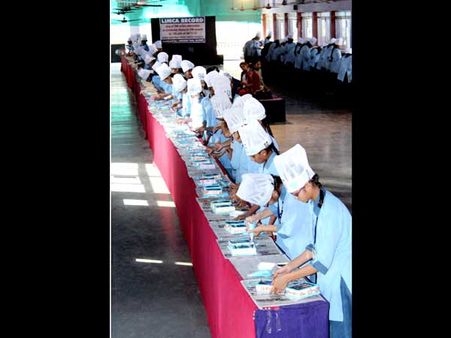 ગામડાની દીકરીઓએ બનાવી દીધો 100 સેકન્ડમાં વિશ્વ રેકોર્ડ