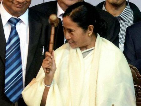પશ્ચિમ બંગાળ પાસે 42 બેઠકો