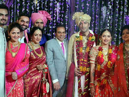 સન્ની-બૉબી ગેરહાજર