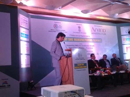 ગુજરાત એસએમઇનો મેન્યુફેક્ચરિંગ સમિટનો આરંભ ગુજરાત એસએમઇનો મેન્યુફેક્ચરિંગ સમિટનો આરંભ