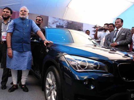 ગુજરાતમાં સુખ ચેન છે તેથી તે નવા સ્વપ્ન જોઇ શકે છે