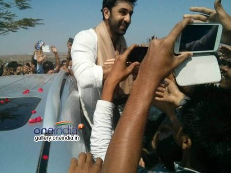 રણબીર વિશલિંગ વુડ્સ સ્કૂલે રણબીર વિશલિંગ વુડ્સ સ્કૂલે