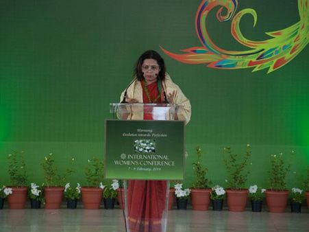 ભાજપની મીનાક્ષી લેખી 