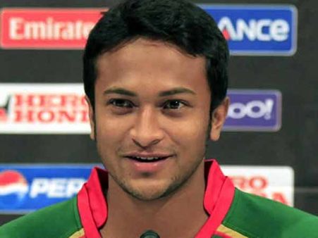 શાકિબ અલ હસન(ઓલ રાઉન્ડર્સ)