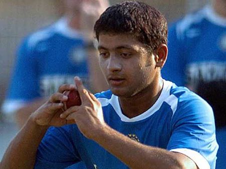 પિયુષ ચાવલા(બોલર)