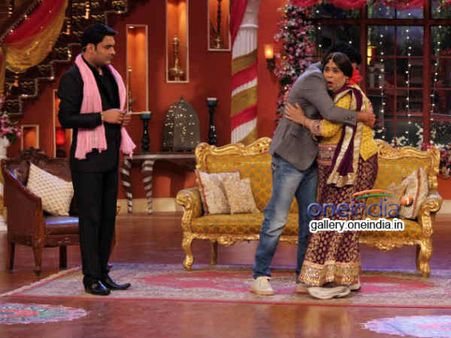 કૉમેડી નાઇટ્સ વિથ કપિલમાં વિદ્યા-ફરહાન કૉમેડી નાઇટ્સ વિથ કપિલમાં વિદ્યા-ફરહાન