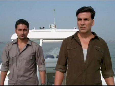 હૉલીડે ફિલ્મમાં ફરી સોનાક્ષય