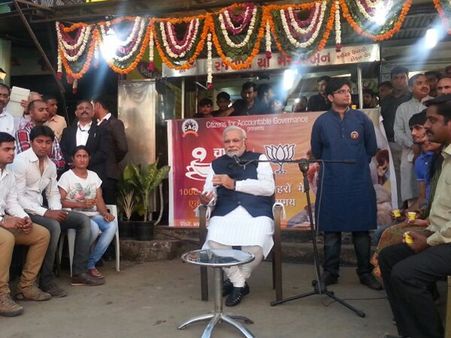 વીડિયો: 'ચાય પે ચર્ચા' મોદી સાથે એક લાખ લોકોએ કરી ચર્ચા