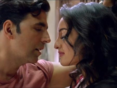 Pics : અક્ષયની બાહોમાં ફરી મદહોશ બની સોના!