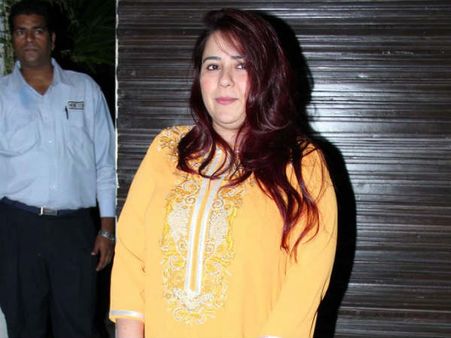 સિમોન ખાનની બર્થ ડે પાર્ટી સિમોન ખાનની બર્થ ડે પાર્ટી