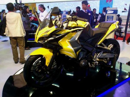 આવી ગઇ સૌથી શક્તિશાળી પલ્સર 400 એસએસ