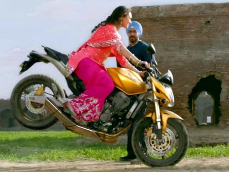 અજયની એન્ટ્રી