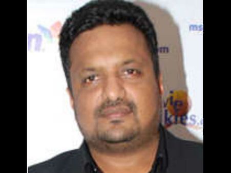 ખાસ બનાવો