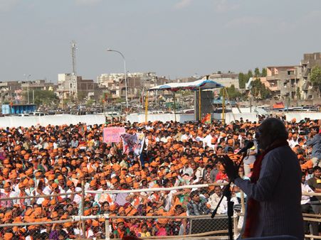 નરેન્દ્ર મોદીનું સંબોધન