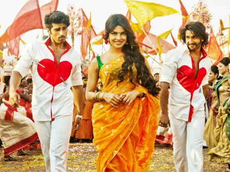 Review : આ ગુન્ડે તો બહુ જ રોમાંટિક છે, સ્ક્રીનિંગમાં ઉમટ્યું બૉલીવુડ