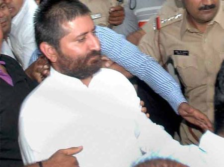 નારાયણને આસરો આપનાર મેરઠનો પરિવાર થયો હાજર