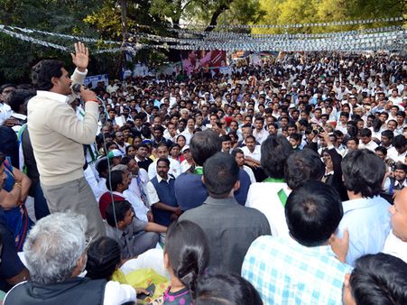 તેલંગાણા અલગ થવાથી ઉત્તર ભારતીયો પર વર્તાશે આ 10 અસર