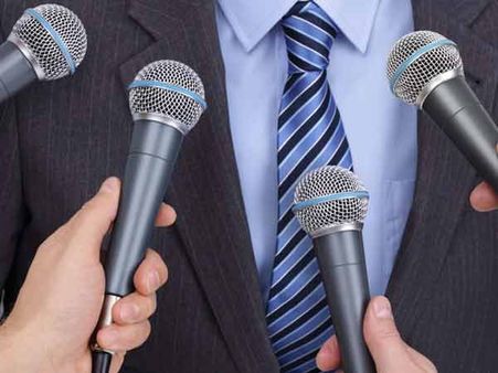 9. રાજકીય રીતે યોગ્ય 9. રાજકીય રીતે યોગ્ય