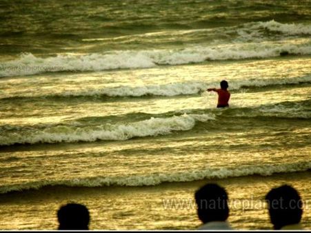 કોલવા બીચ, ગોવા- દેબરઘય દત્તા 