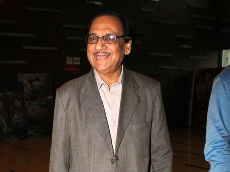 અને મુશ્કેલીઓ શરૂ