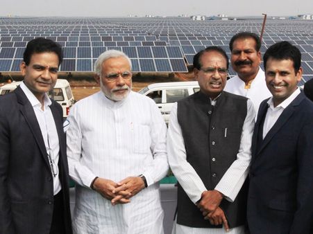 નરેન્દ્રભાઇ મોદીએ જણાવ્યું કે,