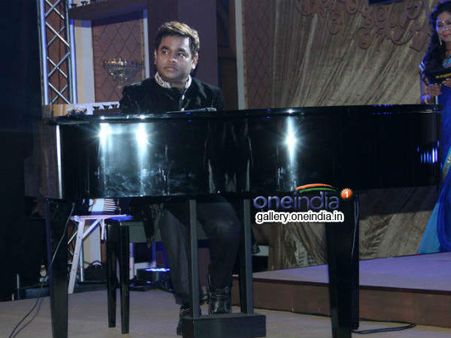 રહમાન સામે ફરિયાદ