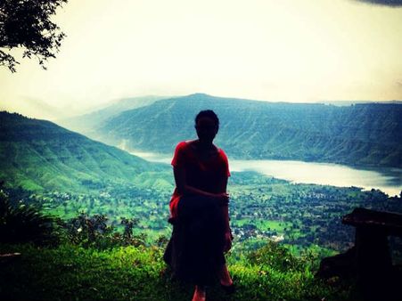 તેવરના સેટ પર સોના