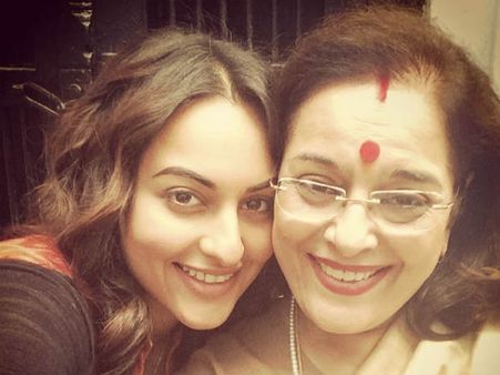 તેવરના સેટ પર પૂનમ