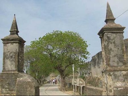 કિલ્લાનો પ્રવેશ દ્વાર