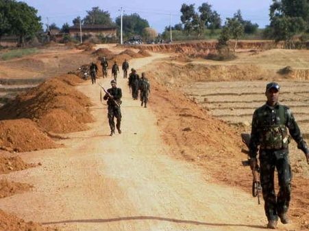 નક્સલી હિંસાને રોકવાનો પ્રયત્ન નહી 