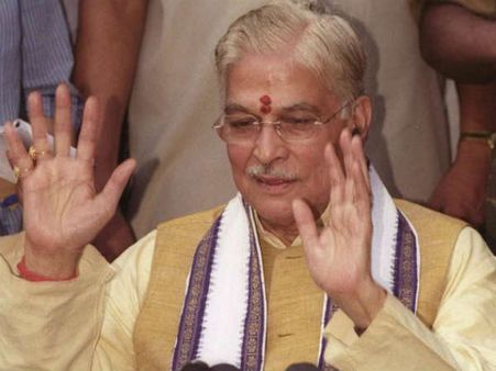 મુરલી મનોહર જોશીનું મૌન 