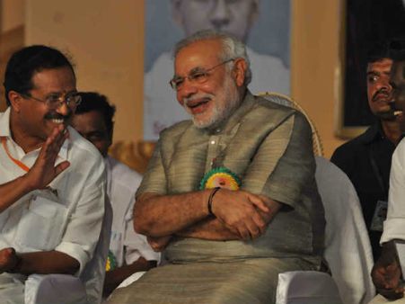 વારણસીમાં ' પોસ્ટર વોર' 