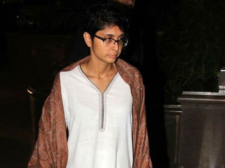 બૉબી ચાવલાના બેસણામાં બૉલીવુડ બૉબી ચાવલાના બેસણામાં બૉલીવુડ