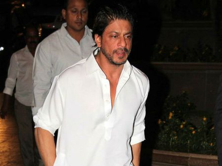 બૉબી ચાવલાના બેસણામાં બૉલીવુડ બૉબી ચાવલાના બેસણામાં બૉલીવુડ