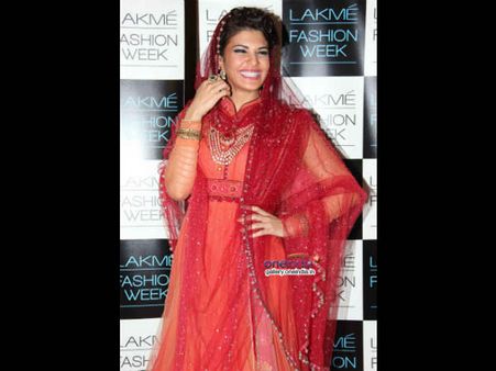 લૅક્મે ફૅશન વીક સમર રિસોર્ટ 2014 લૅક્મે ફૅશન વીક સમર રિસોર્ટ 2014