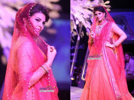 લૅક્મે ફૅશન વીક સમર રિસોર્ટ 2014 લૅક્મે ફૅશન વીક સમર રિસોર્ટ 2014