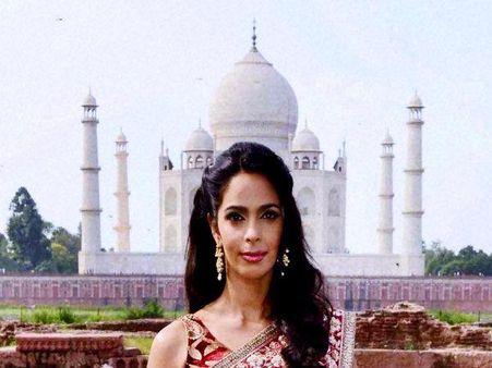 મલ્લિકા શેરાવત 