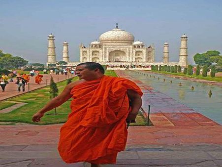 એક બૌદ્ધ ભિક્ષુ 