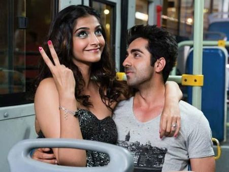 Review : જીવનમાં કંટાળો હોય, તો જરૂર જોવા જેવી છે બેવકૂફિયાં!