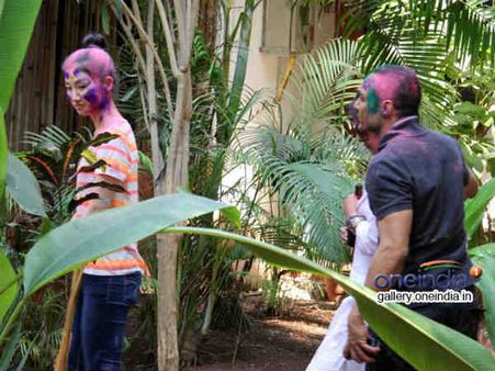 શબાના-જાવેદના ઘરે હોળી સમરાંગણ