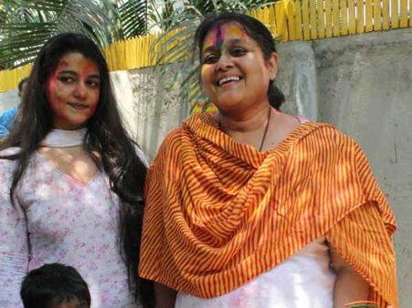 શબાના-જાવેદના ઘરે હોળી સમરાંગણ