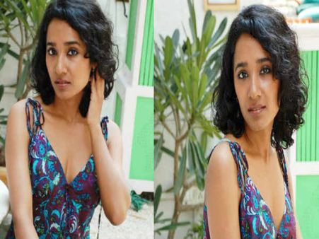 અભિનયમાં વખાણ