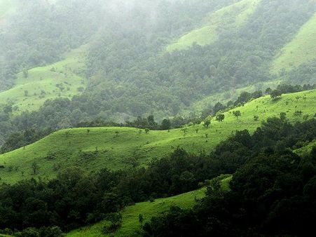 કુદ્રેમુખના ટ્રેકિંગ રૂટ