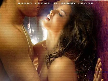 Review : સસ્પેંસ અને સેક્સનું કૉકટેલ રાગિણી એમએમએસ 2