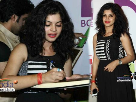 બીસીએલ ગોલ્ડન બૅટ અનાવરણ સમારંભ
