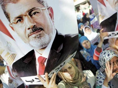 ઇજીપ્તના પૂર્વ રાષ્ટ્રપતિના 529 સમર્થકોને ફાંસી